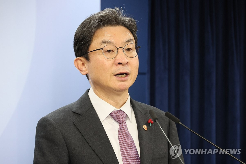  정부, 내년에도 '가계부채 조이기' 지속…대출 쏠림 완화 추진