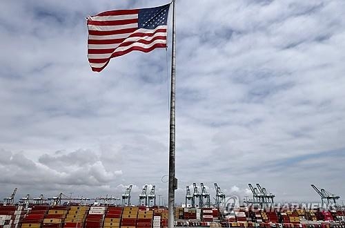 美 고용 탄탄·소비 회복세 지속… 연준 금리 인하 시점이 변수