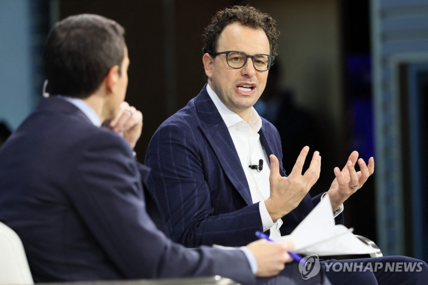  앤트로픽 CEO, '중국에 AI 반도체 수출 금지해야' 발언 파장