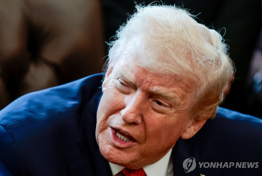  美·베네수엘라 긴장 고조에 유가 반등…WTI 다시 56달러 회복