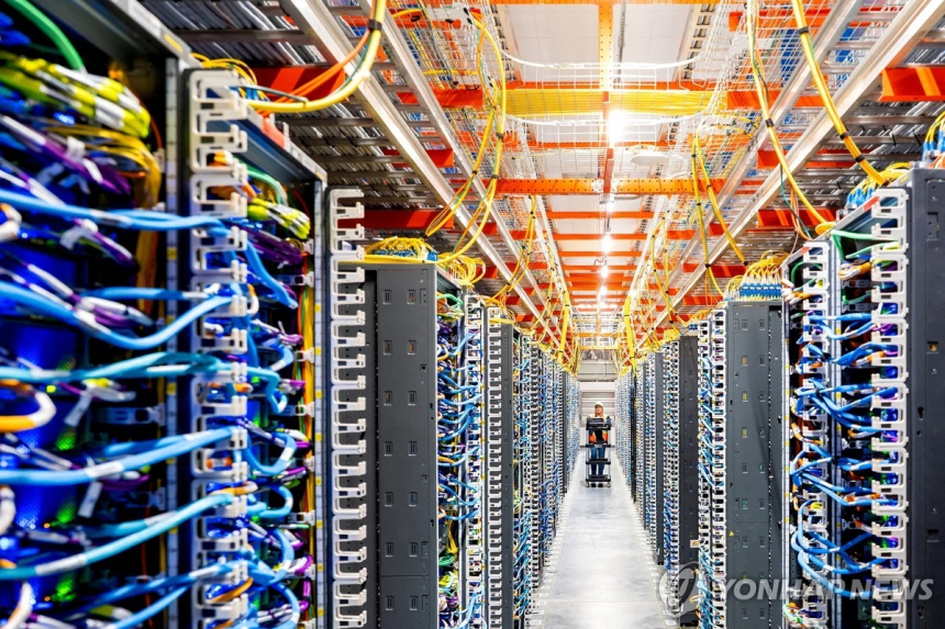  메타·MS, AI 투자 숨기기?…데이터센터로 회계 리스크 우회