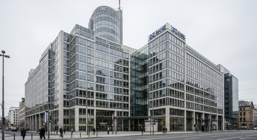  DZ 뱅크, 미카(MiCA) 라이선스 취득…유럽 첫 대형은행 암호화폐 서비스 돌입