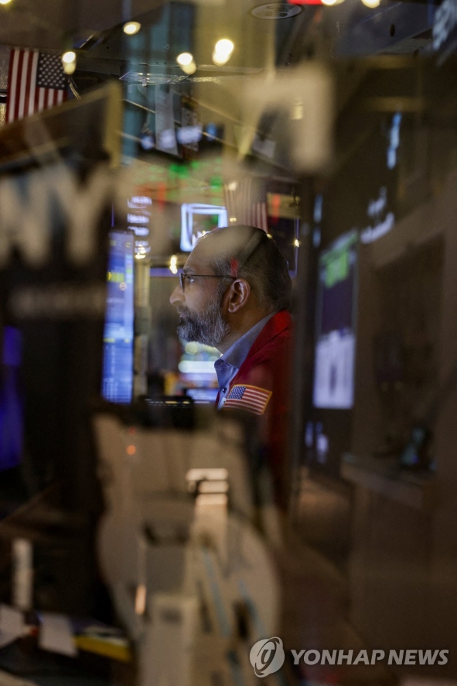 美 기술주·에너지주 급등…트럼프發 베네수엘라 격변에 뉴욕증시 강세