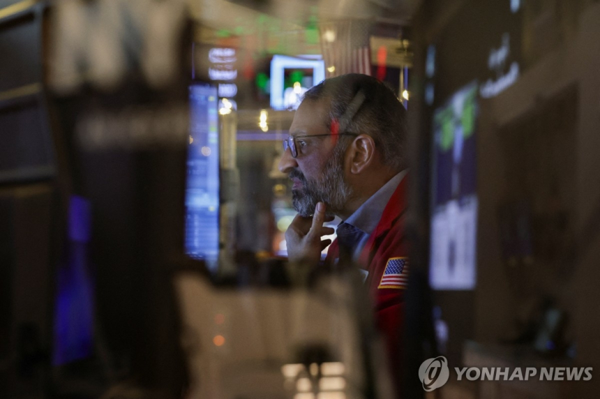 美 12월 고용보고서 앞두고 증시 긴장…연준 금리 인하 촉발할까