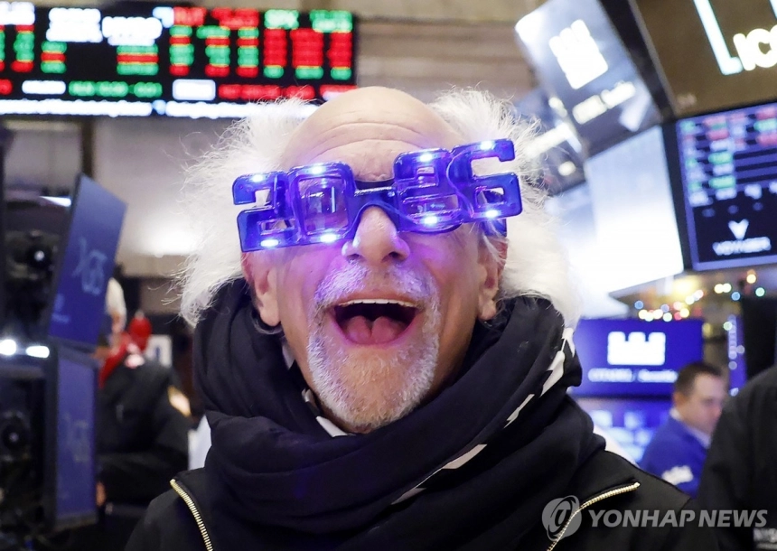 뉴욕증시 2026 첫날부터 요동… AI·반도체 강세 속 혼조 출발