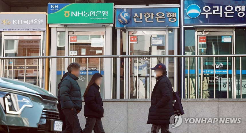  정기예금 탈출 러시, 장기 자금 운용에서 단기로 이동