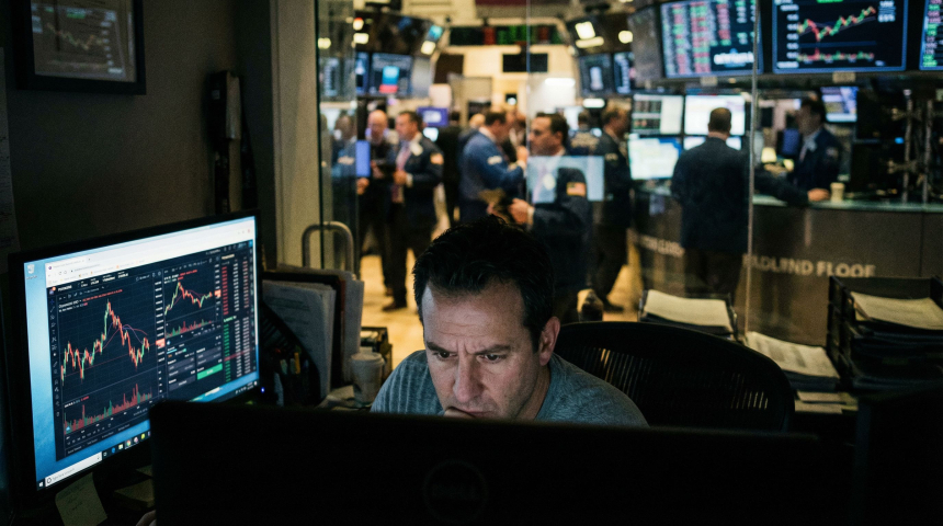  검색량 지수 '100' 찍은 비트코인… 개인 투자자 다시 몰려드나