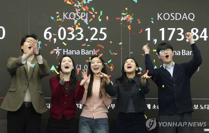  코스피 6,000 돌파, 개인 투자자 불안 지속… 버블 우려 커진다