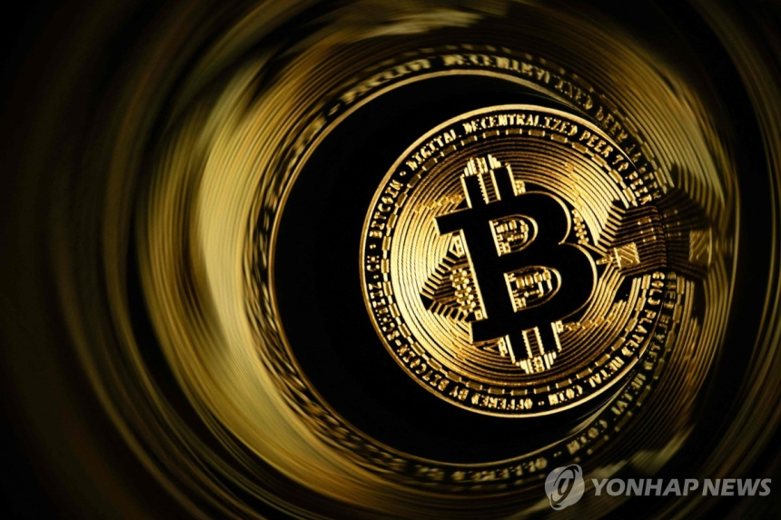  트럼프 관세 판결에 비트코인 하락, 금융 시장 요동