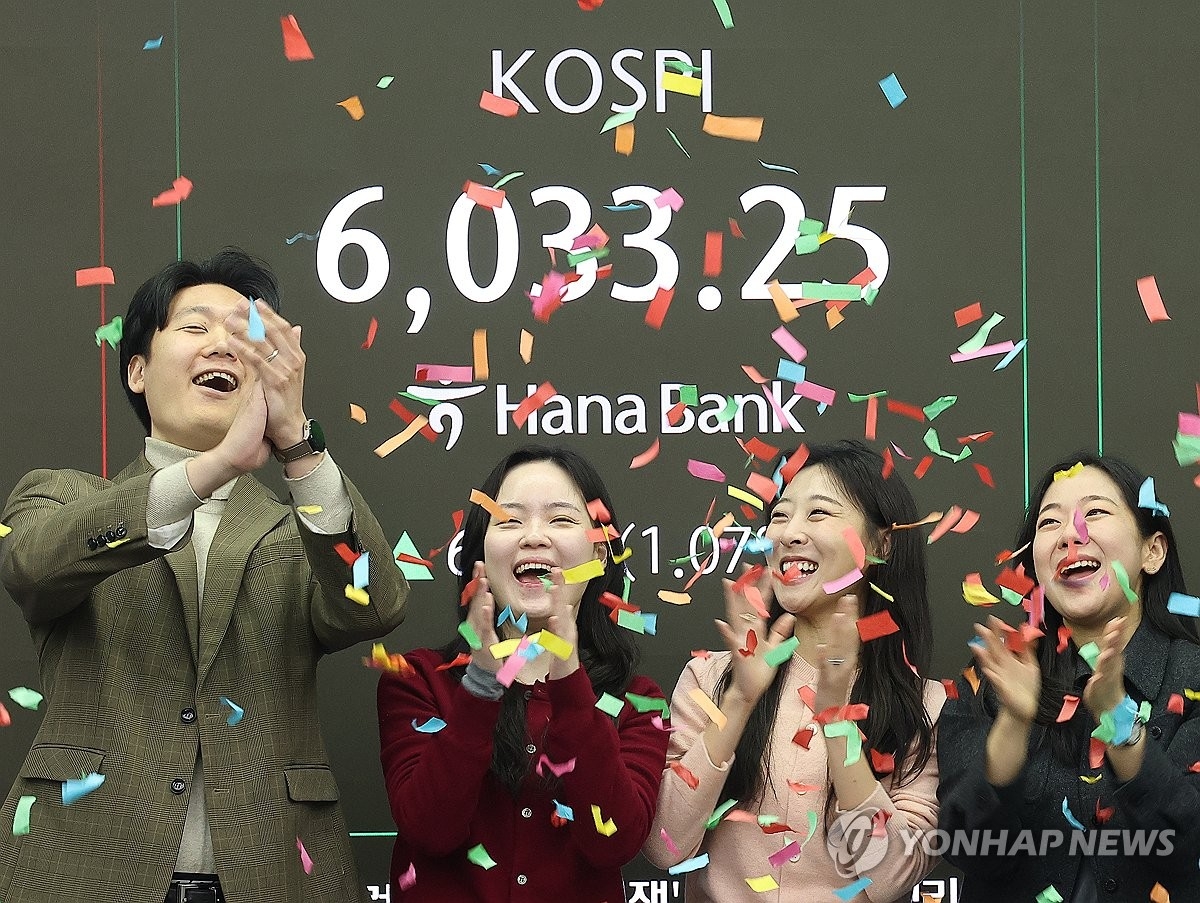 코스피, 처음으로 6000선 돌파하며 시가총액 5천조 원 돌파