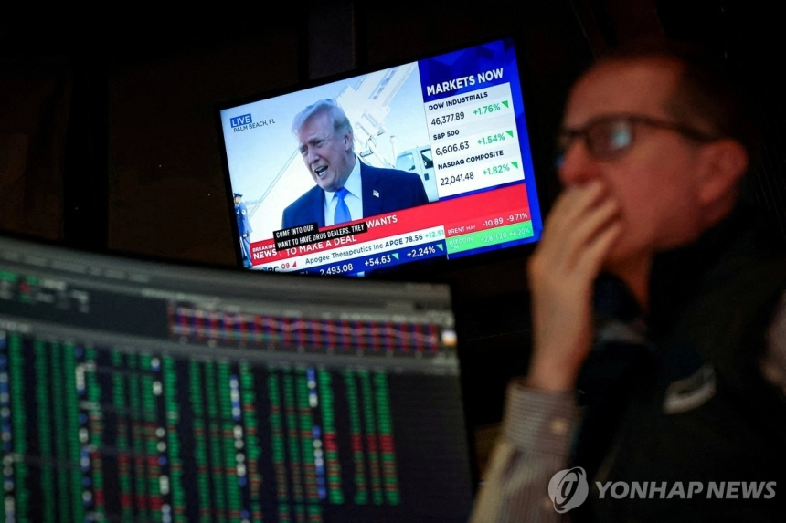 이란 전쟁 종식 기대감에 뉴욕증시 급등, 다우 1,125포인트 상승