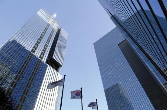 ETF 시장, 삼성자산운용과 미래에셋자산운용 간 격차 확대로 재편