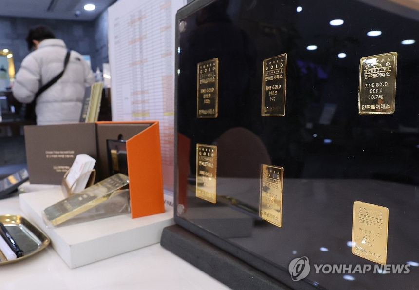  국제 금 시세, 지정학적 긴장 속 12% 반등…투자자들 안전자산 선호