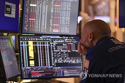 미국·이스라엘 군사작전에 뉴욕증시 혼조세, 기술주 강세 돋보여