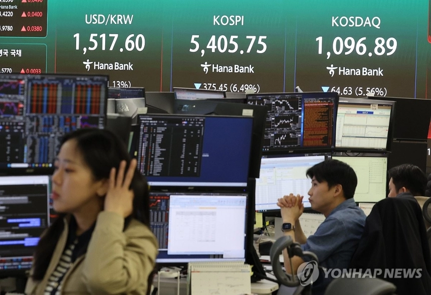 트럼프, 이란 공격 유예로 증시 일시적 반등...불확실성 여전