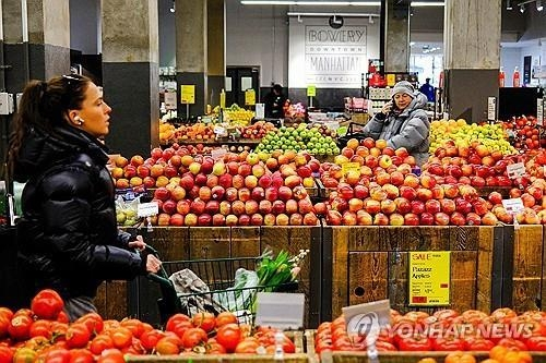  미국 PCE 가격지수, 목표 초과로 연준 긴축 정책 시사
