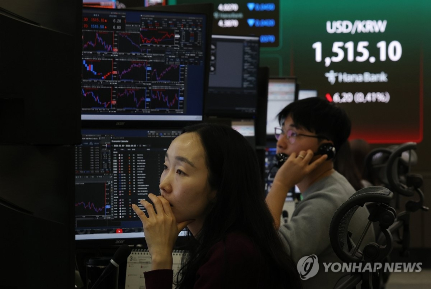  원/달러 환율 1,520원 돌파... 중동 불안에 석유화학 '매점매석' 제동