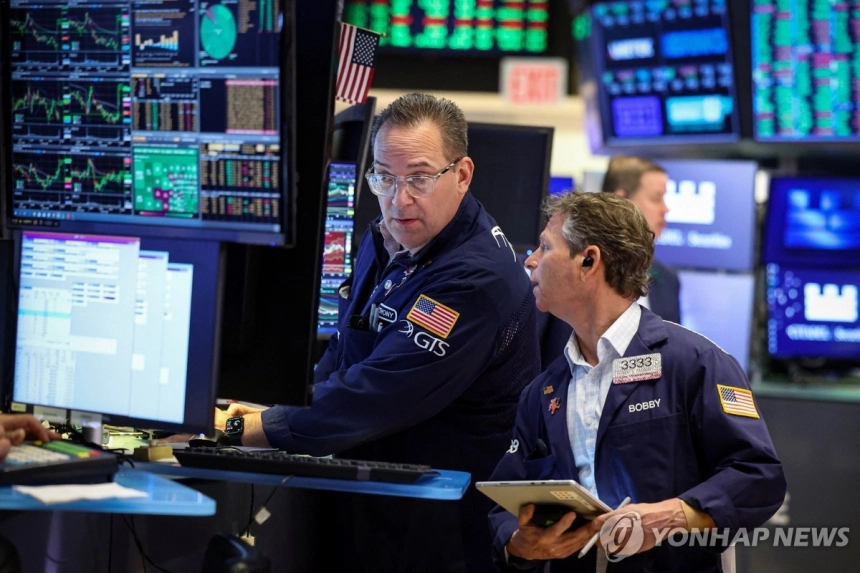 뉴욕증시, 기술주 강세에 급등...다우·S&P·나스닥 모두 상승