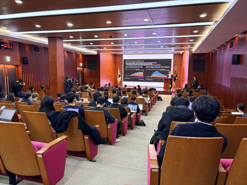  이란 전쟁에 유가 급등 가능성, 한국 금리 인상 경고등