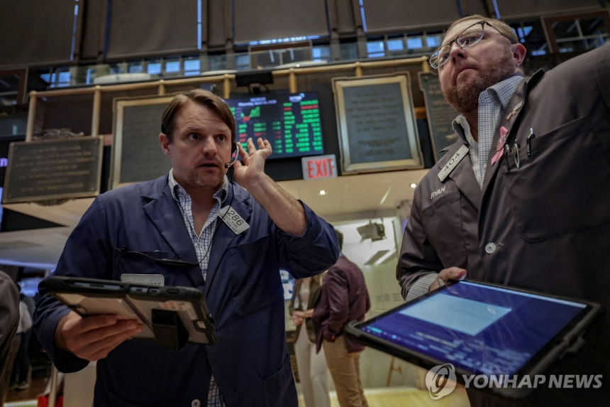 호르무즈 해협 재개로 뉴욕 증시 상승, 항공·여행주 강세