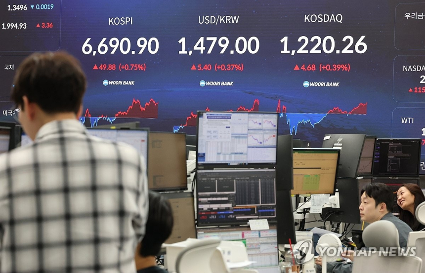 코스피 강세에 증가하는 '빚투'… 신용거래융자 잔고 사상 최대