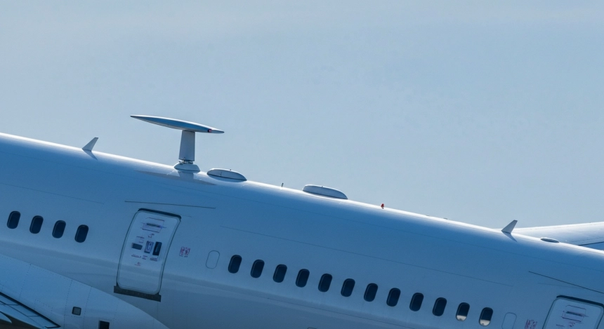 아마존, 항공기용 ‘러기드’ 위성 안테나 공개…기내 인터넷 경쟁 본격화