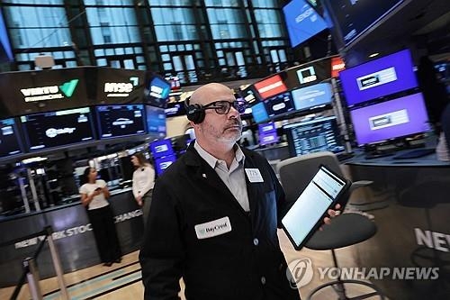 뉴욕 증시, 제조업 회복 기대감에 강세 지속