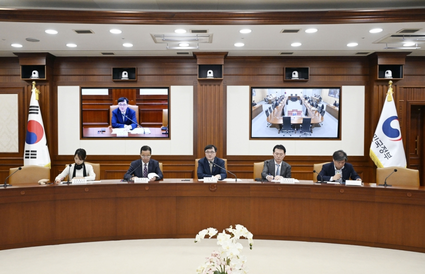 정부 10조 5천억 신속 집행, 경기 활성화 성과 점검