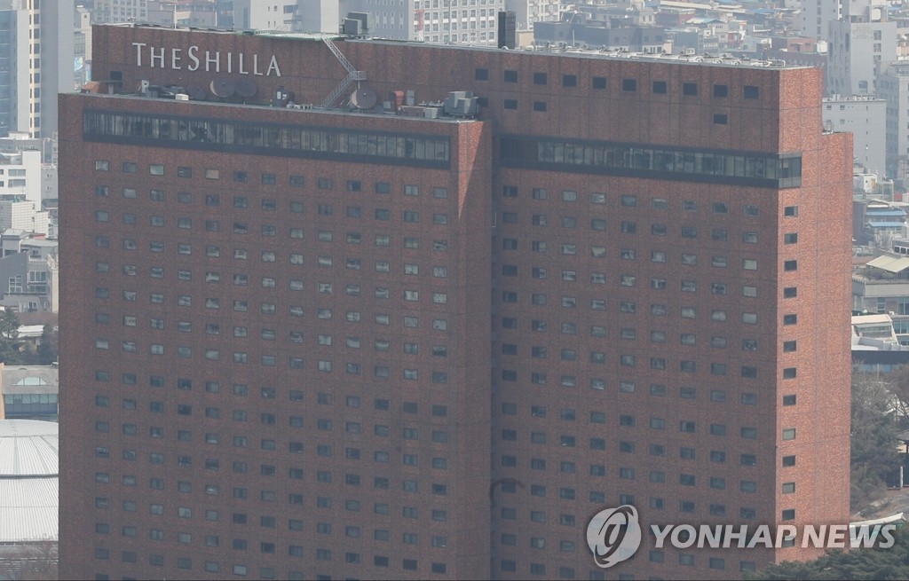 호텔신라, 1분기 실적 호조로 목표주가 상향... 면세점과 호텔 동반 성장