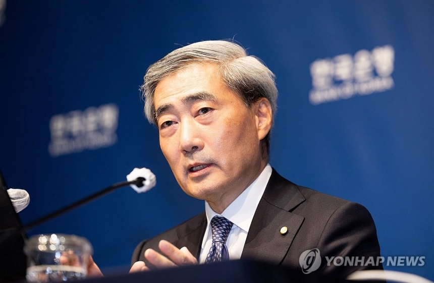 신현송 한국은행 총재, 기준금리 인상 신호탄 발사