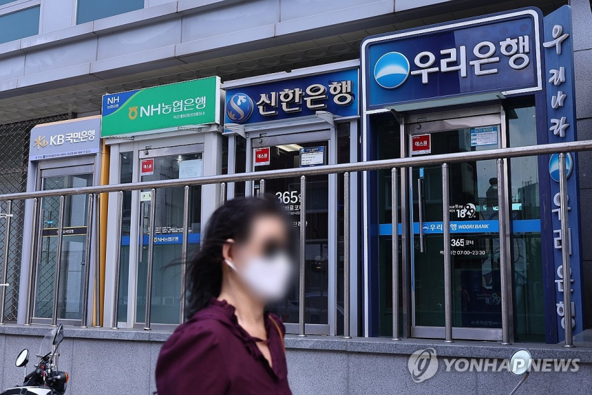 금리 인상 예고, 투자자 '현금 확보' 전략 필요