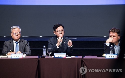  AI의 새로운 승부처: 보안부터 웨어러블까지 전방위 확산 / 연합뉴스 