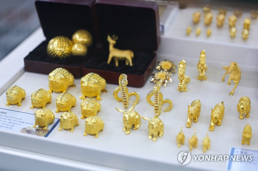 금값 추락, 미국 통화정책 향방에 관심 집중