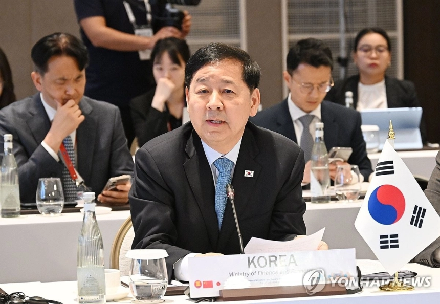 한국, 아시아 AI 허브 도약...ADB와 손잡고 혁신개발센터 설립