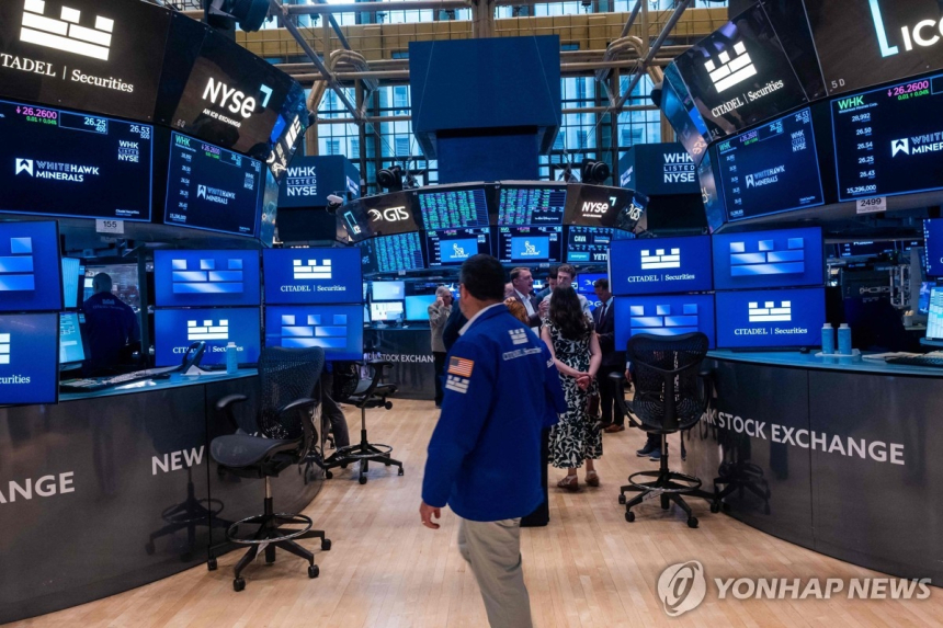 미 증시, AI 랠리 속 자금 조달 비용 급등… 스페이스엑스 IPO 기대 영향