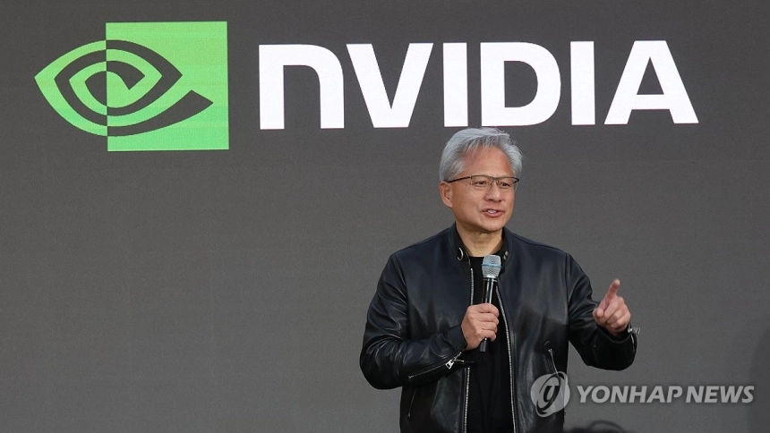 엔비디아 CEO, AI 청문회 참석 대신 본사 초청…미·중 반도체 긴장 고조