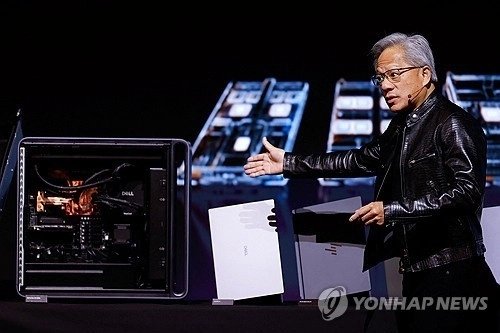 미국, 중국 AI 반도체 수출통제 논란 확대…규제 재확인