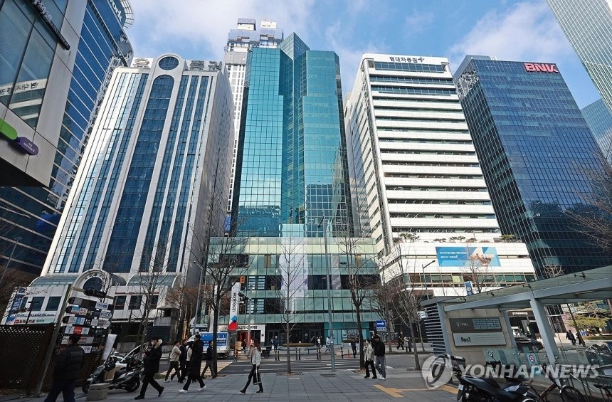 코스피 9,000선 회복에 증권사 신용거래 과열 차단 나서