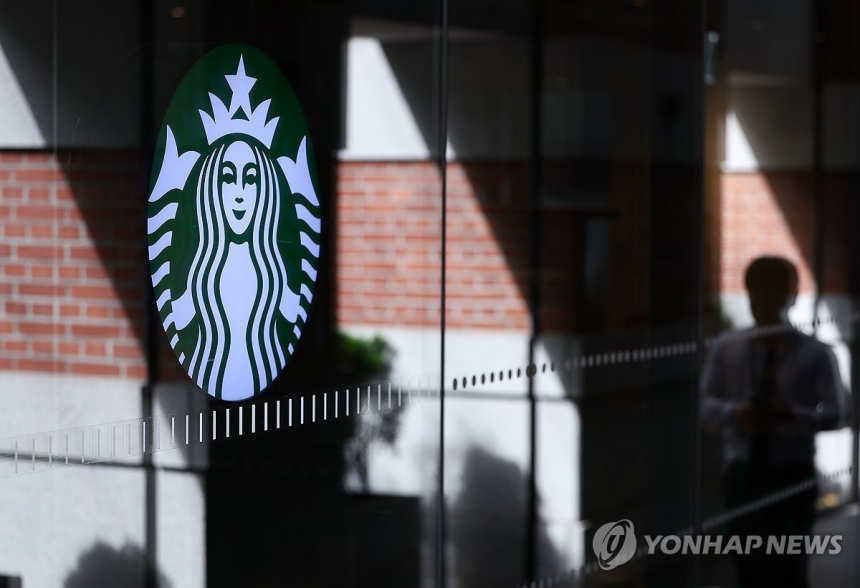 스타벅스코리아, 선불카드 전액 환불 시행… 온라인서 뜨거운 반응