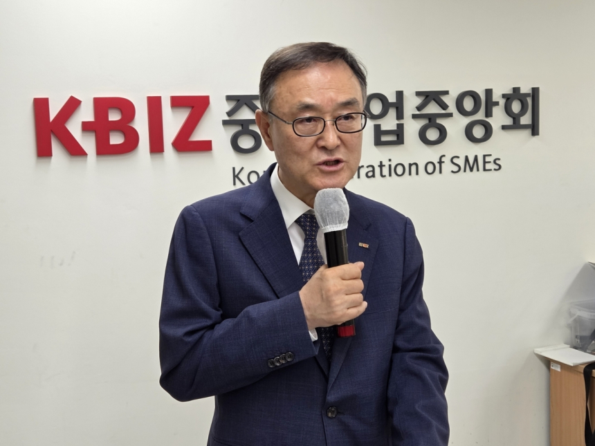 소상공인연합회, 생존권 위협에 정부에 고용정책 전환 요구