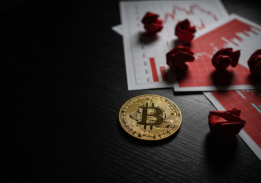 비트코인, 약세장 속 선방…7만달러 회복은 ETF 자금에 달렸다