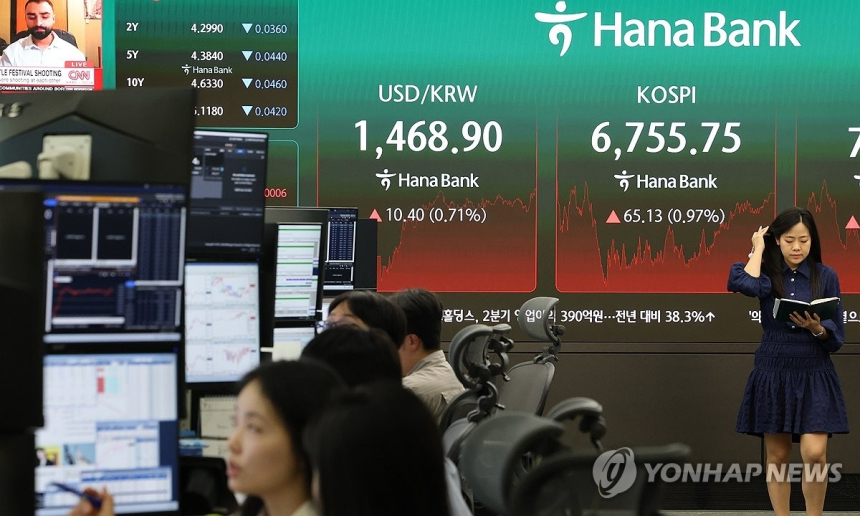 SK하이닉스 실적 발표 앞두고 반도체 업종 불확실성 증가에 따른 코스피 하방 압력