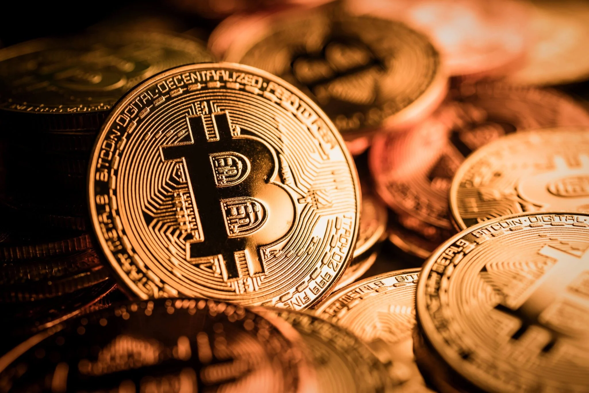 Private blockchains pose bigger threat to BTC, ETH than sell-offs