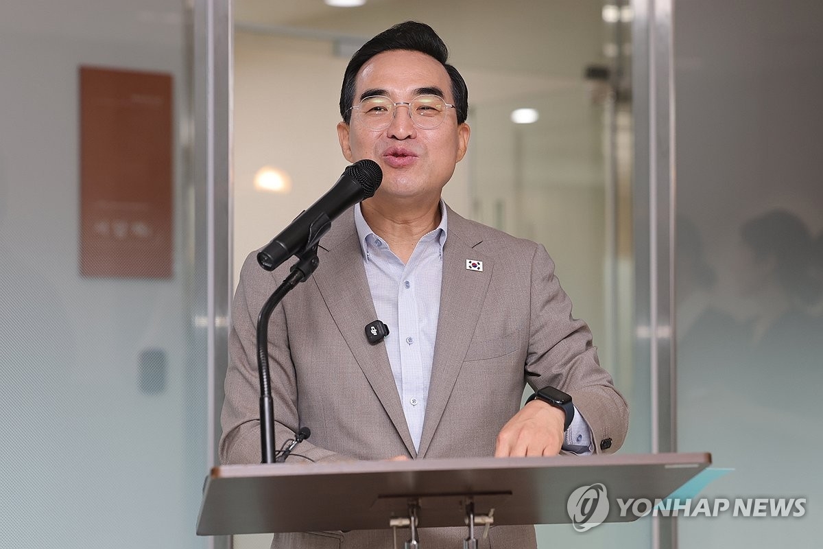 박홍근 장관, 반도체 호황 지속 예측…청년 지원에 세수 집중