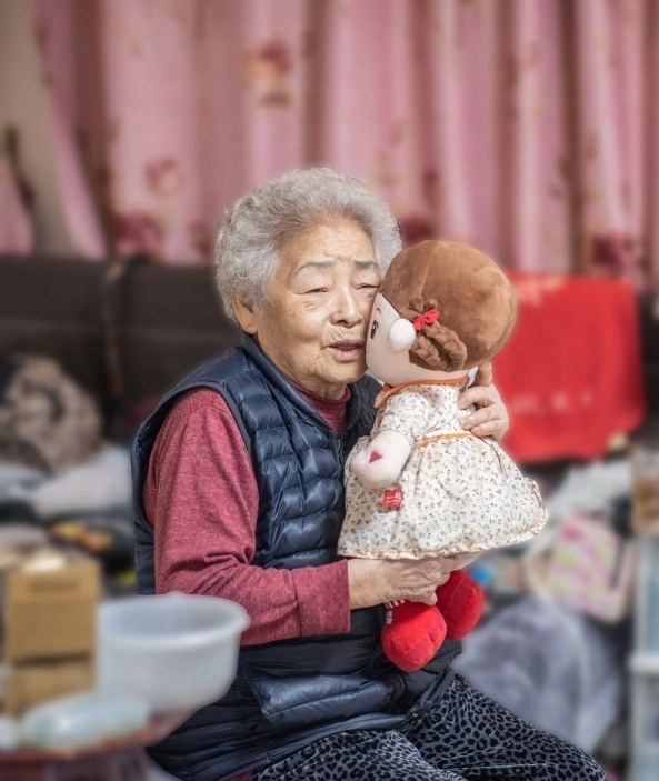 농협, AI 로봇 '효돌'로 농촌 고령층 금융 접근성 개선 나선다