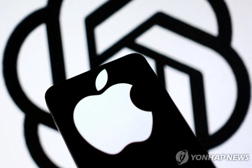 오픈AI, 화면 없는 도넛형 AI 기기로 '포스트 스마트폰' 시장 도전