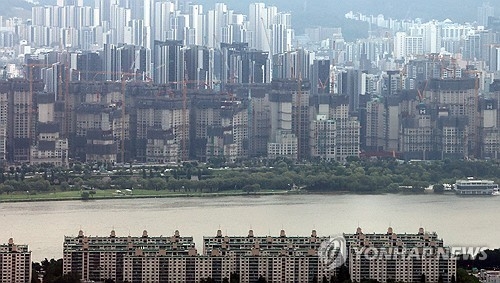 정부, 주택 공급 대책 발표 임박… 이주비 대출 규제 완화 검토