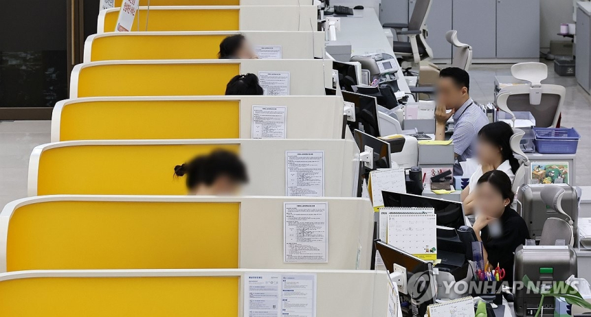 시중은행 대출 사기, 금융사고 490억 원 규모로 '불씨'