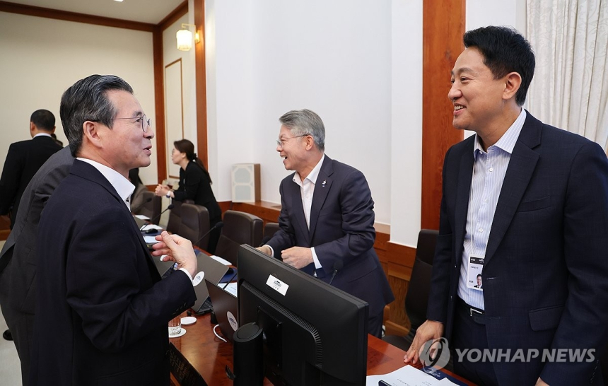 서울시, 주택 공급 확대 위해 정비사업 규제 완화 공식 요청