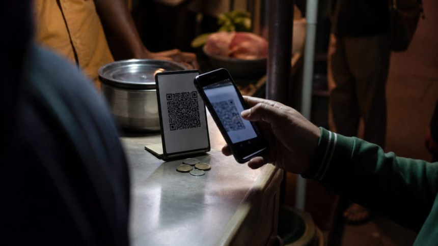  UPI, 10월 15일부터 일부 2000루피 초과 가맹점 결제에 0.4% 수수료